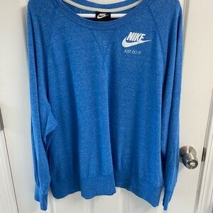 Nike Women’s Blue Crewneck